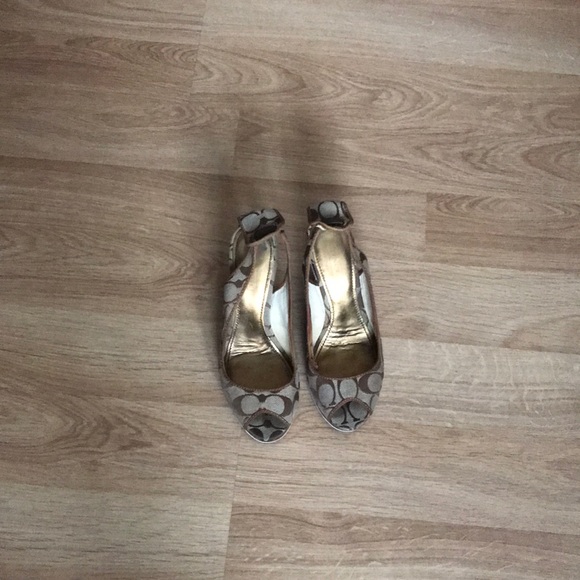 COACH Wedges - Picture 4 of 6